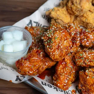 bbq wings, chicken wings, chicken wings and fried chicken, chicken, poultry, bbq chicken, food, fried chicken, fried chicken wings