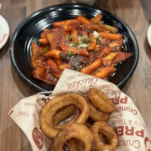 Dduckbokki and Onion Rings