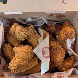 Original Fried Wings with Sauce