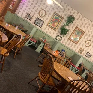 Nice big diningroom, plus there is an outside patio if you prefer