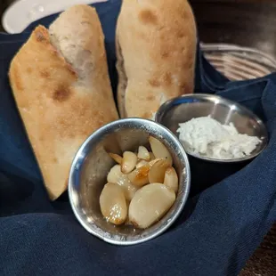 Bread with butter and roasted garlic