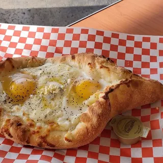 Adjarian Khachapuri