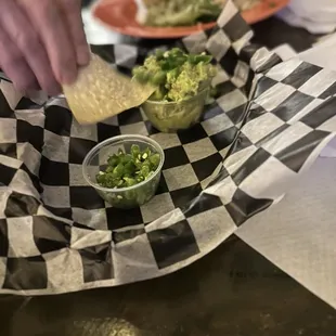 4oz Chips &amp; Guacamole