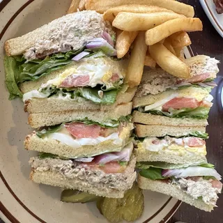 Delmar Club Sandwich