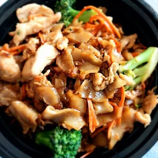 Chicken Pad See-ew