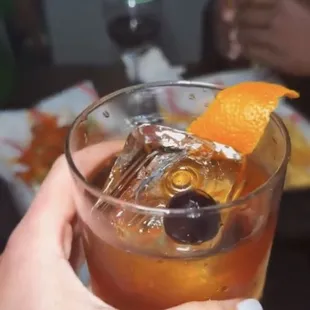 oysters and mussels, drink