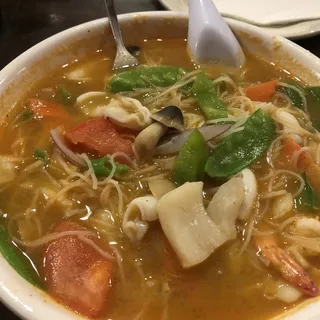 Seafood Tomyam Rice Noodles