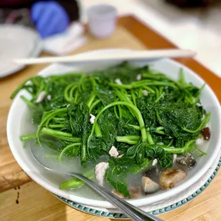 Snow Pea Veggies Soup Broth
