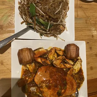Chili crab and noodles