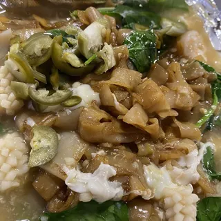 13. Seafood Chow Fun