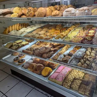 Fresh, delicious baked goods