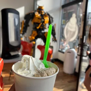 Pendleton Parlor: Ice Cream & Cookie Dough