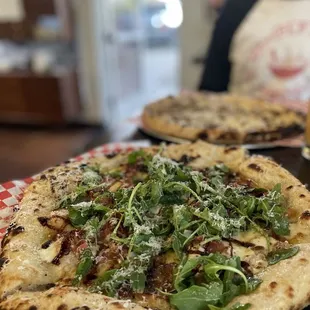 Can not remember the name, but had prosciutto and arugula.