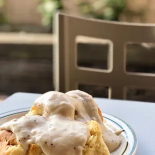 Biscuits &amp; Gravy