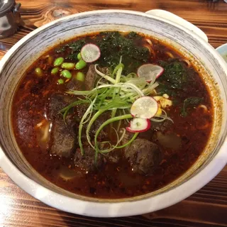 Soy Sauce Beef Stew Noodle