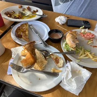 Bacon Cheeseburger Lunch, French Toast, Pancakes, Huevos Rancheros