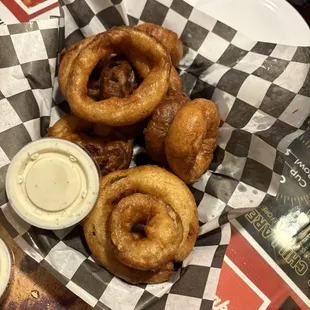 Onion Rings (very greasy)