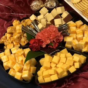 Cheese tray w/ Crackers