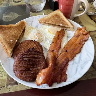 &quot;Just enough&quot; breakfast with potato pancakes