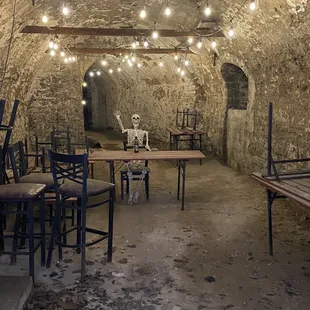 ramen and noodles, interior