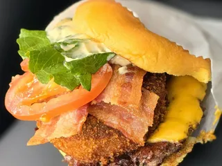 Shake Shack Liberty Center