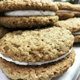 Oatmeal cream pie