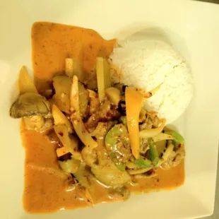 Pad ped pork lunch size