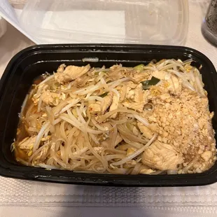 Chicken Pad Thai