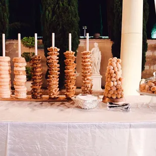 Donuts stand is an creative way to host any party and special occasion. Love it:)