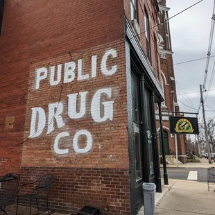 public drug co