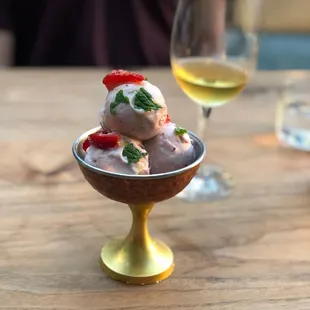 Strawberry Ice Cream with olive oil and mint