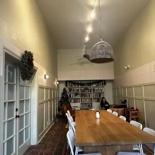 Atmosphere, people grab a book or bring their own