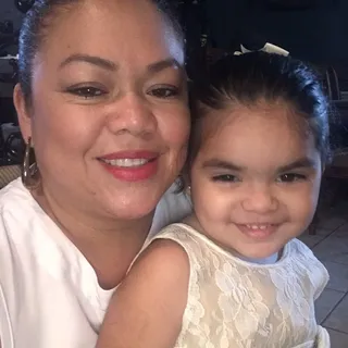 Mayra C.