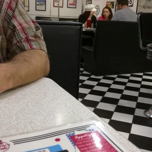 50&apos;s style ambience