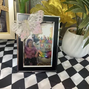 sushi and sashimi, interior