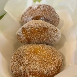 Regular malasadas
