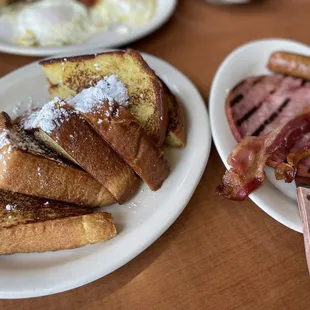 French Toast Deluxe