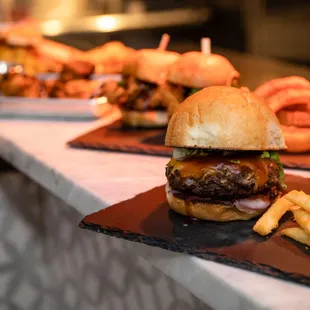 Come have dinner with us!!
  Pc: Mary Rose Jacobi Photography