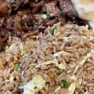 Fried rice with beef
