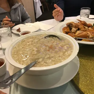 Fish Maw Soup with Crabmeat