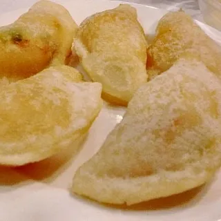 Deep Fried Shrimp Dumpling with Garlic