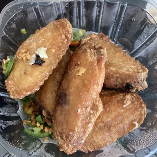 Chicken Wing With Salt and Pepper