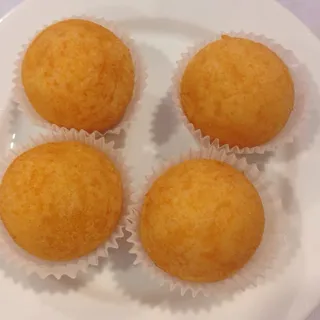 Golden Mochi Custard Cream