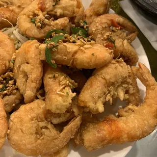 C008. Shell on Salt and Pepper Prawns