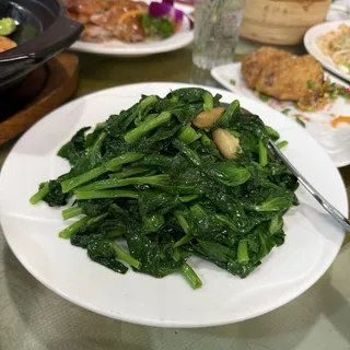 Seasonal Vegetable with Garlic