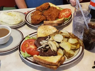 Mia’s Cafe