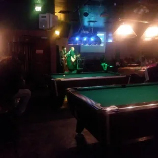 Nice little simple stage, good sound