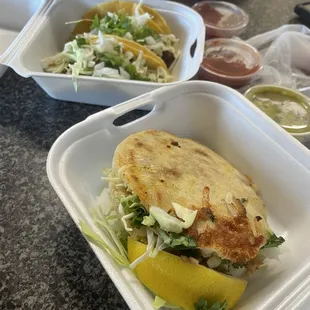 Gordita and 2 tacos