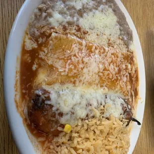 Combo plate cheese enchilada and Chile relleno.