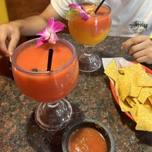 Margaritas  Ceviche  E4. Enchiladas Verdes G3. Carne Asada